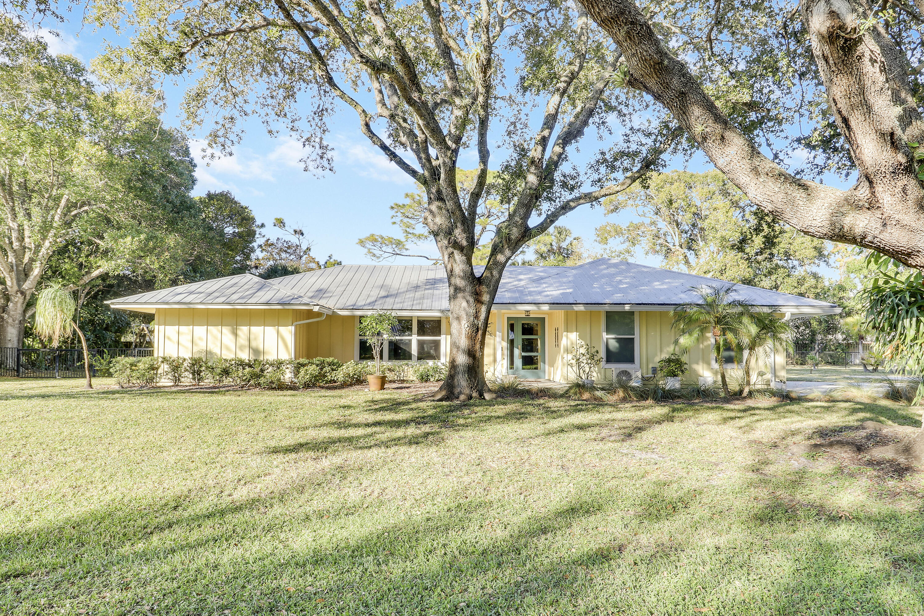 5775 Set N Sun Place N