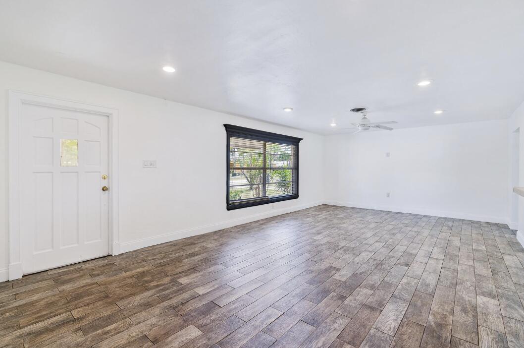320 Fern Street