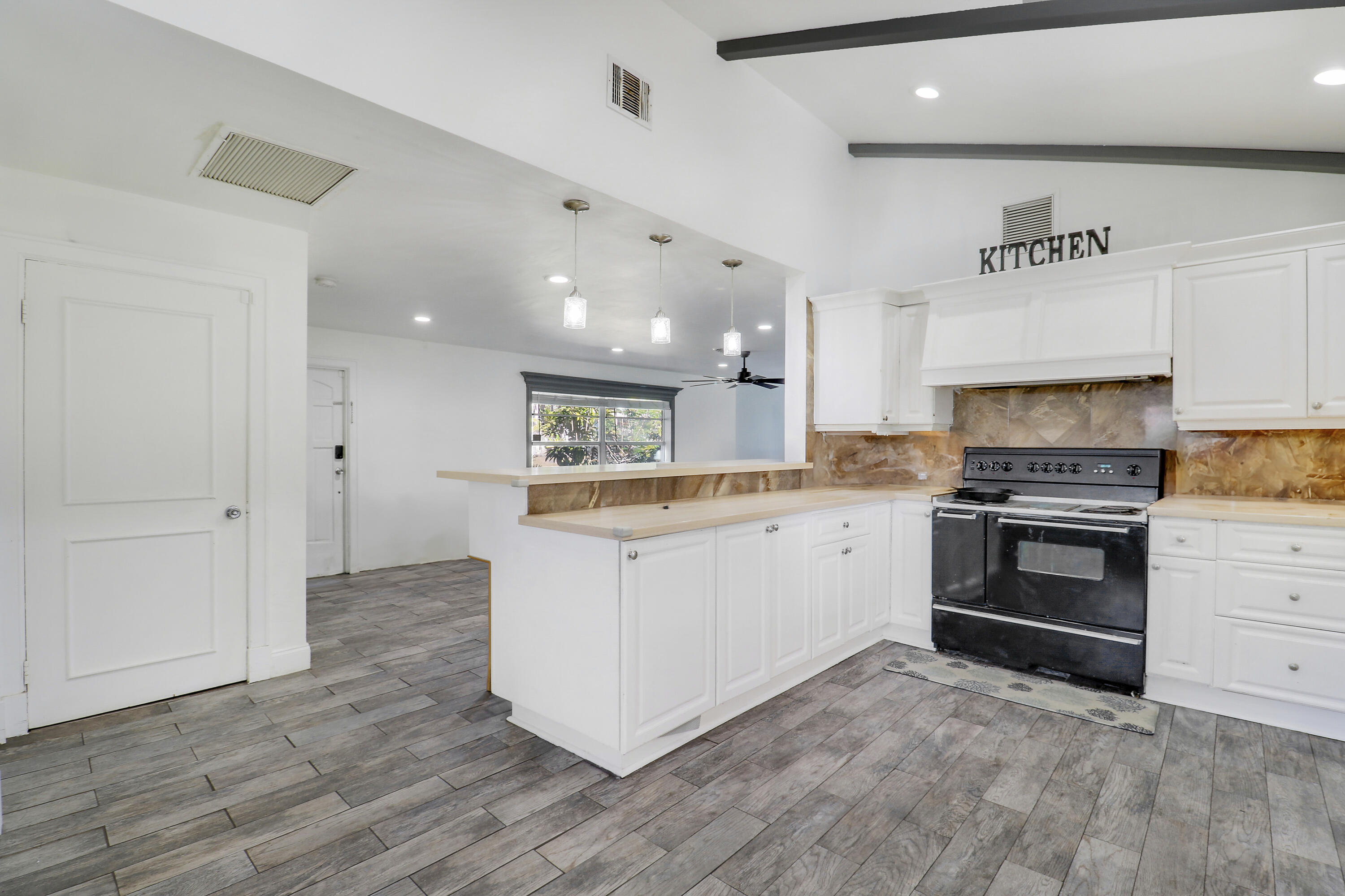 320 Fern Street