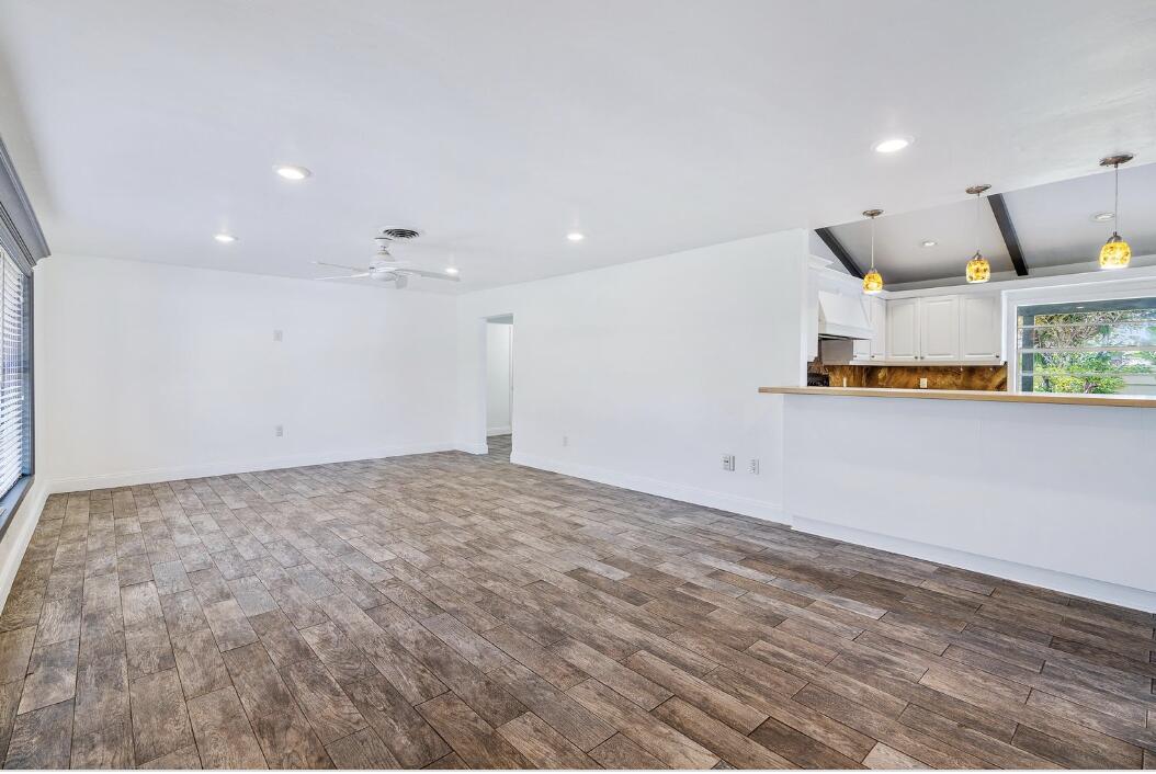 320 Fern Street