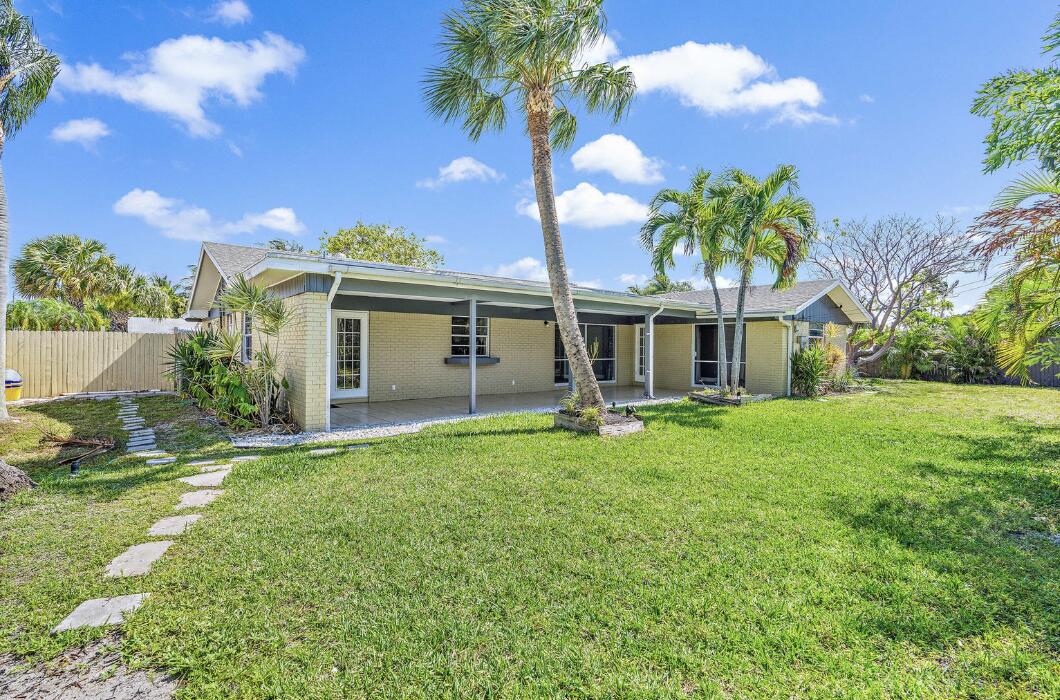 320 Fern Street