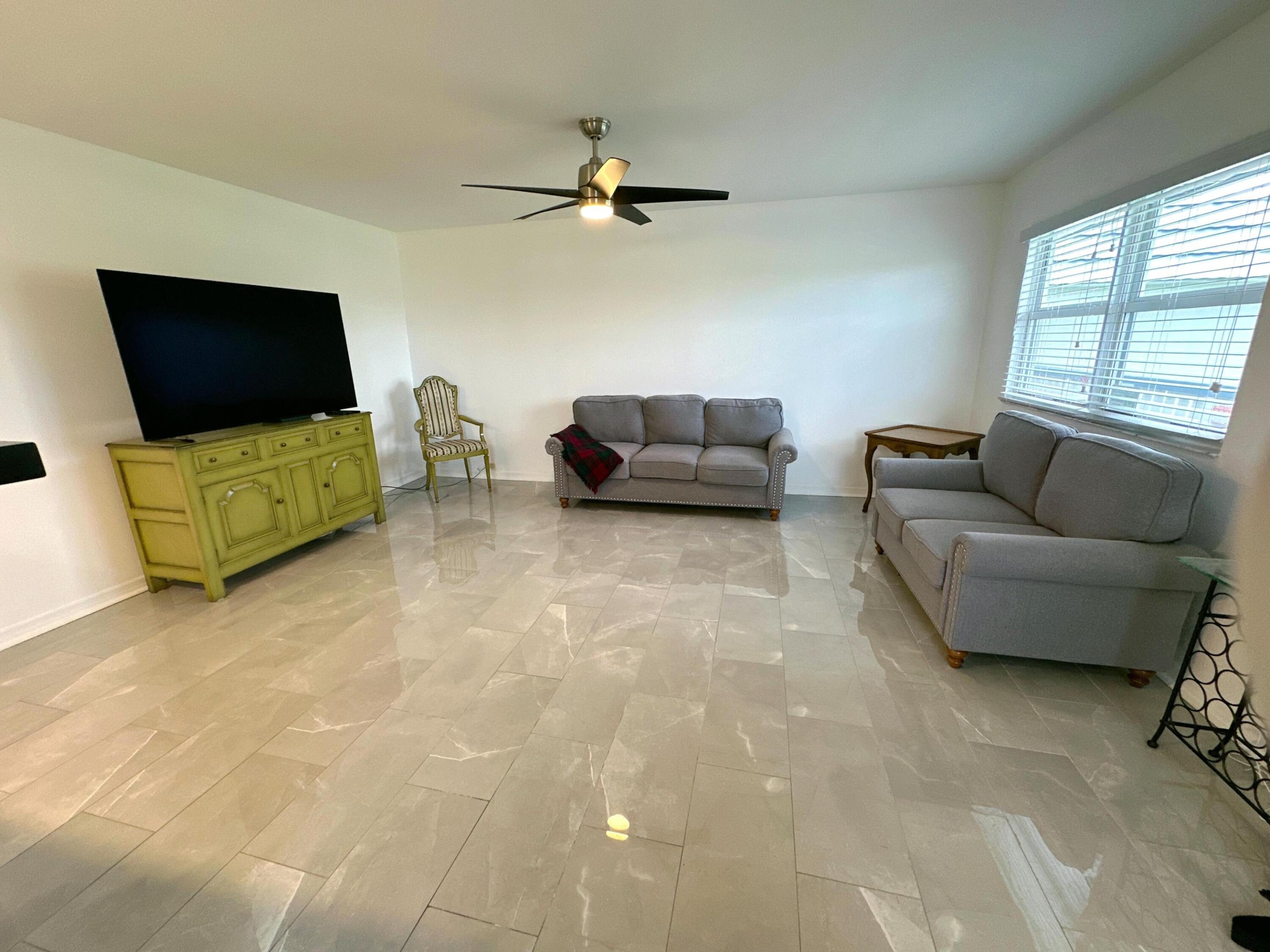 196 Tuscany C Lane