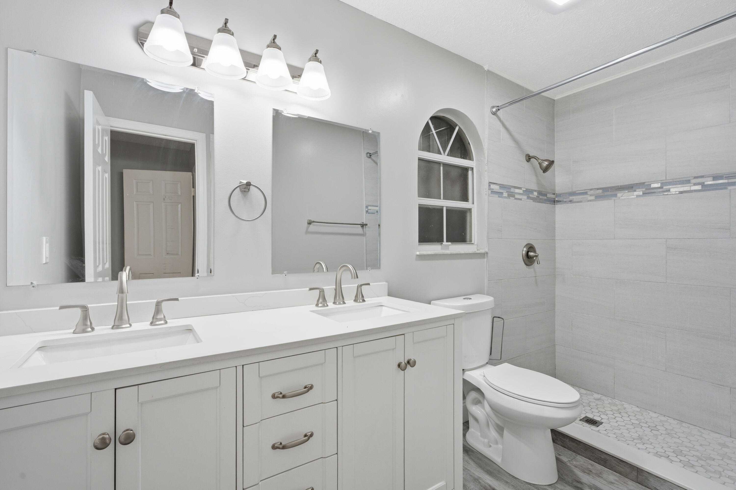 540 SW North Carolina Drive