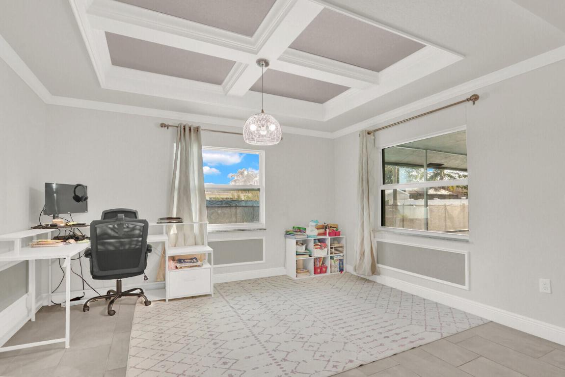 202 SW Chandler Terrace, Port St. Lucie