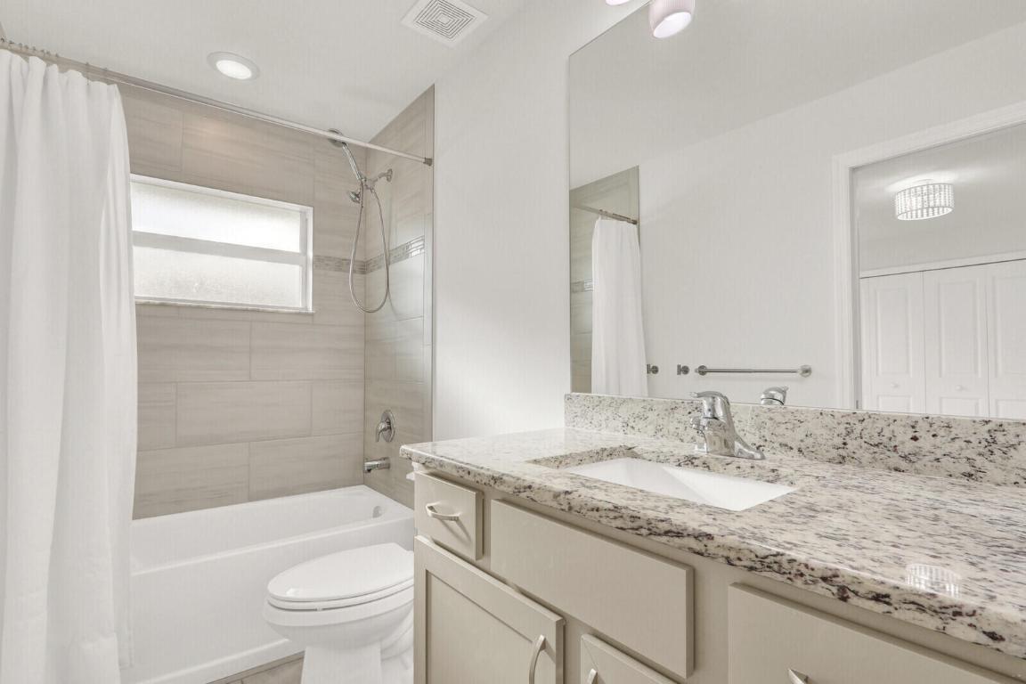 202 SW Chandler Terrace, Port St. Lucie