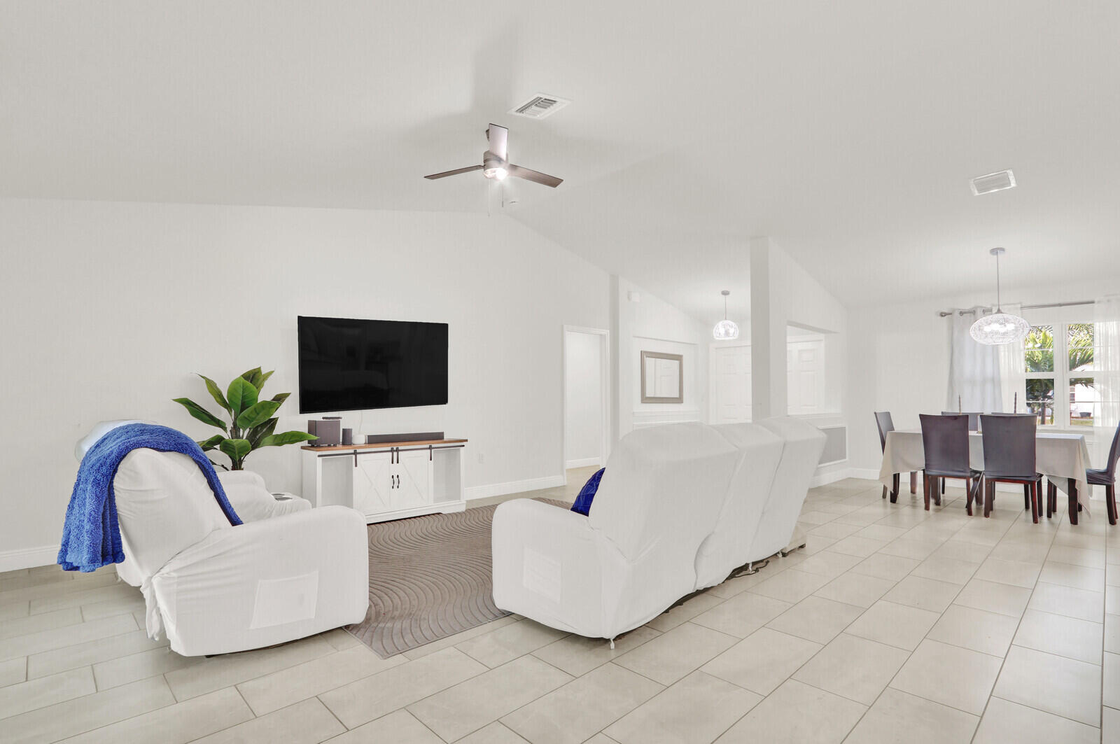 202 SW Chandler Terrace, Port St. Lucie