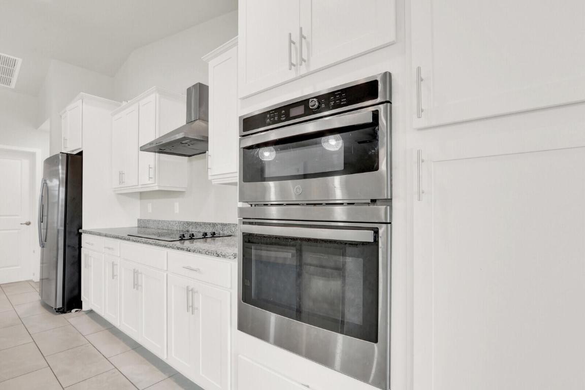 202 SW Chandler Terrace, Port St. Lucie