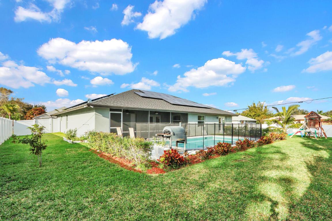 202 SW Chandler Terrace, Port St. Lucie