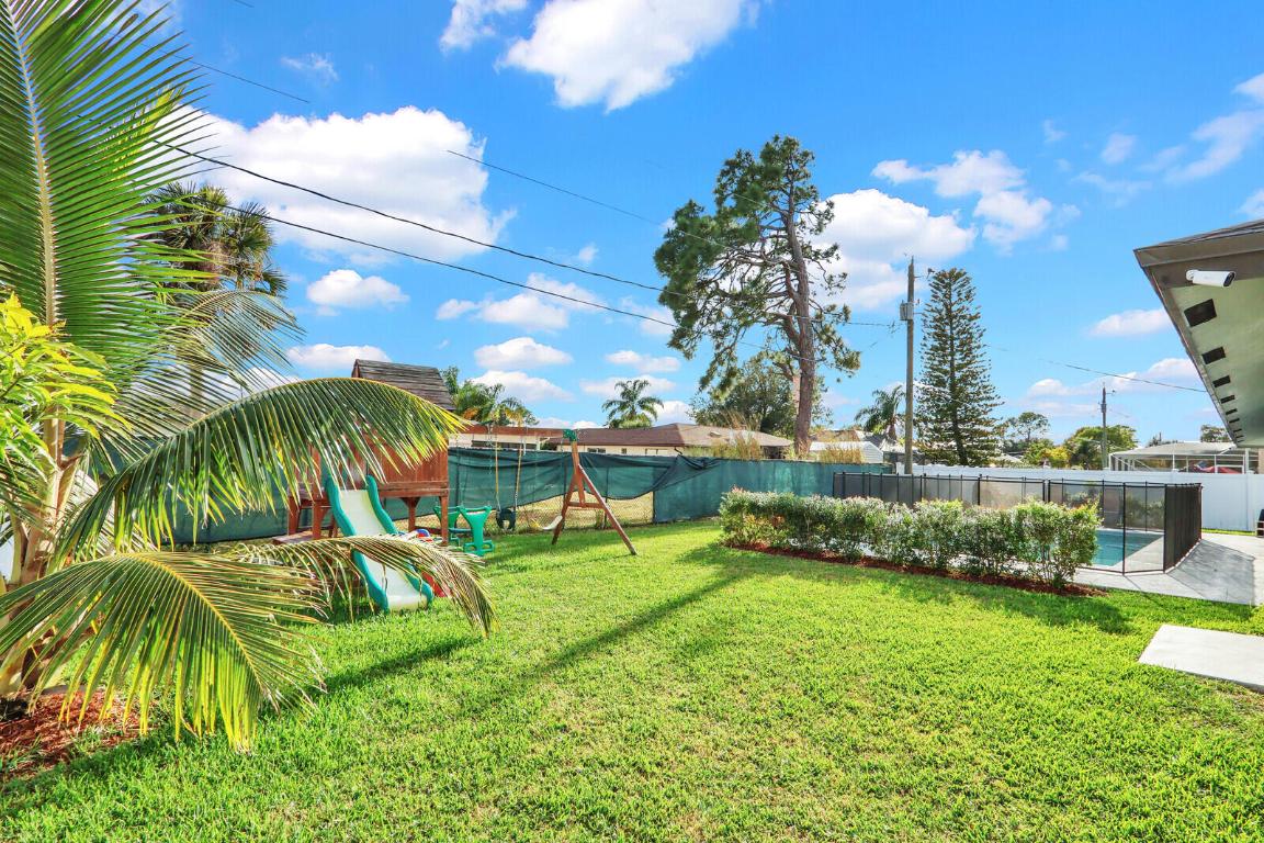 202 SW Chandler Terrace, Port St. Lucie
