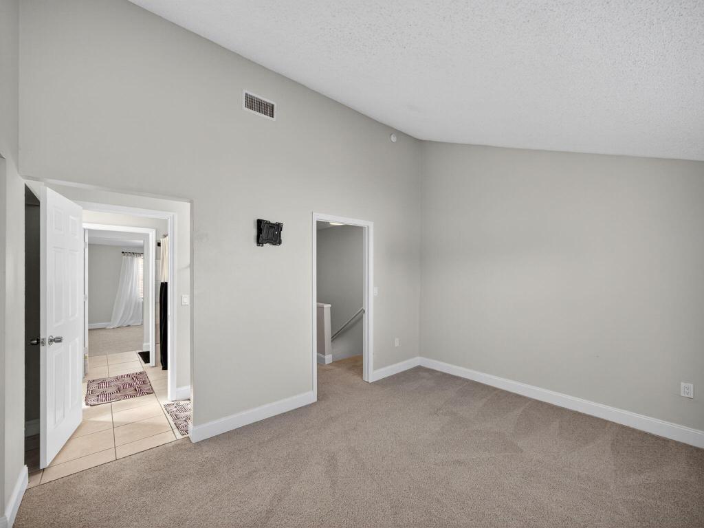 1000 Shorewinds Drive, Fort Pierce