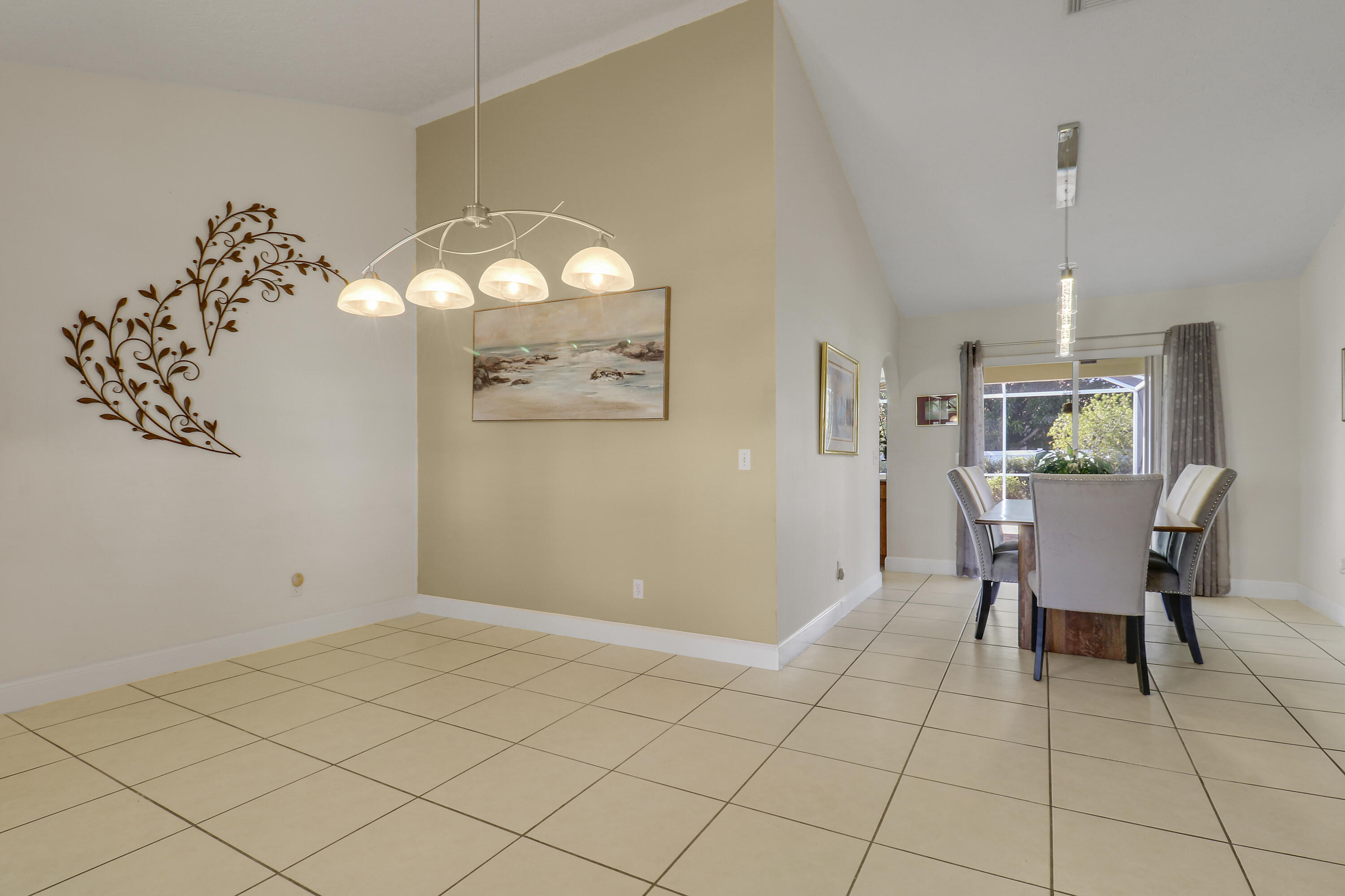 2374 SW Chateau Terrace, Port St. Lucie