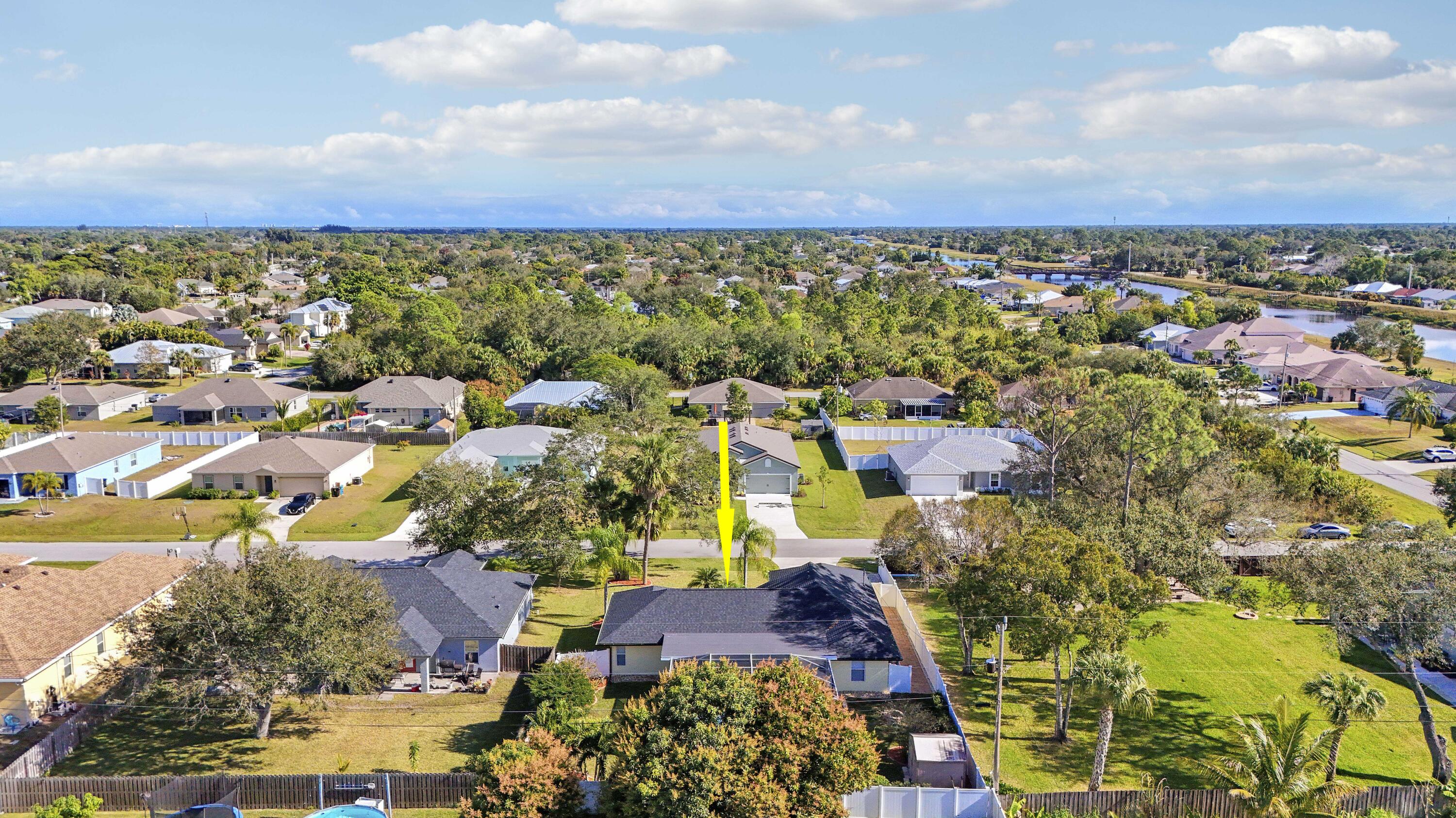 2374 SW Chateau Terrace, Port St. Lucie