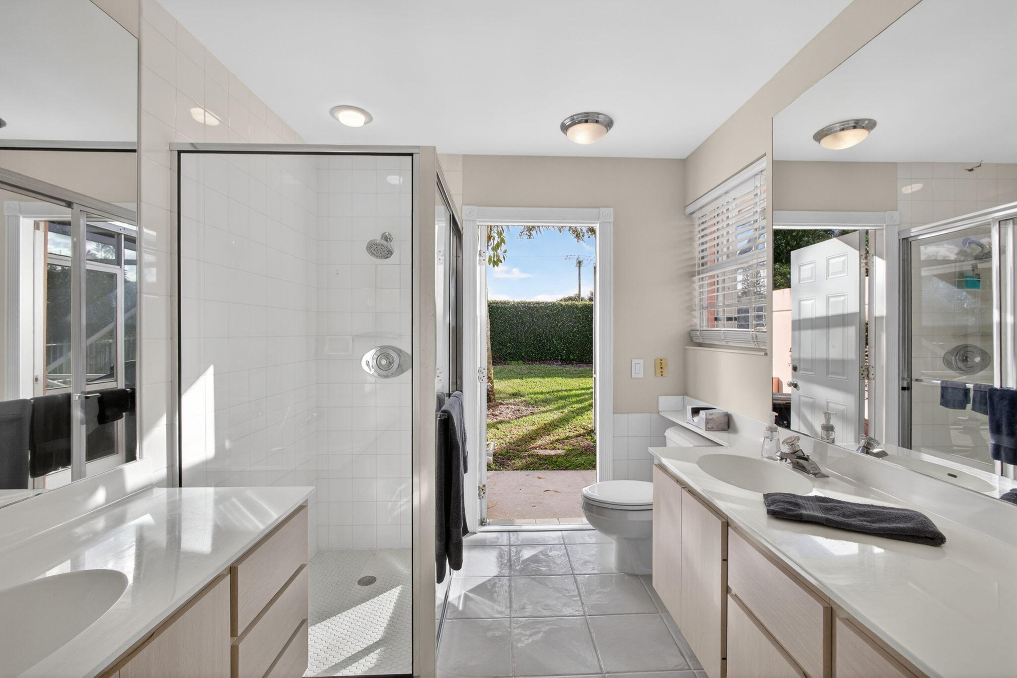 4238 Royal Oak Drive, Palm Beach Gardens