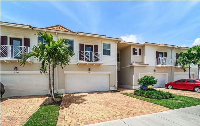 11937 Park Central, Royal Palm Beach