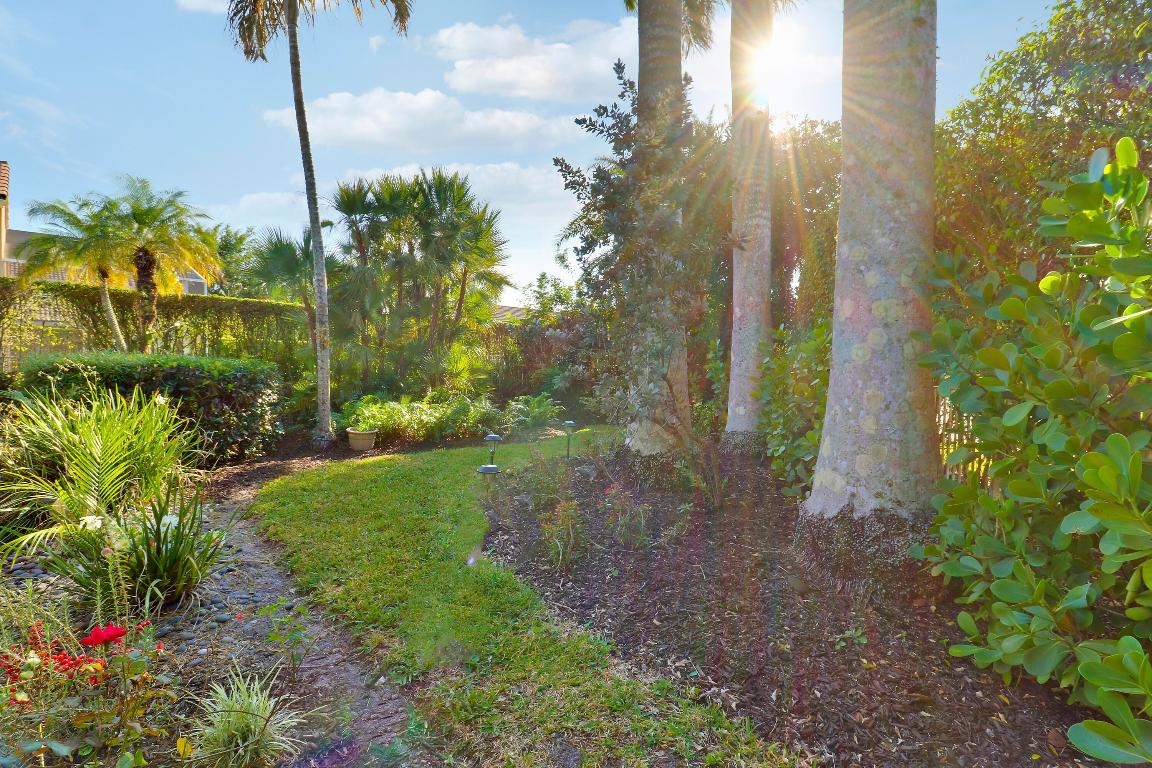 8216 Cypress Point Road, West Palm Beach