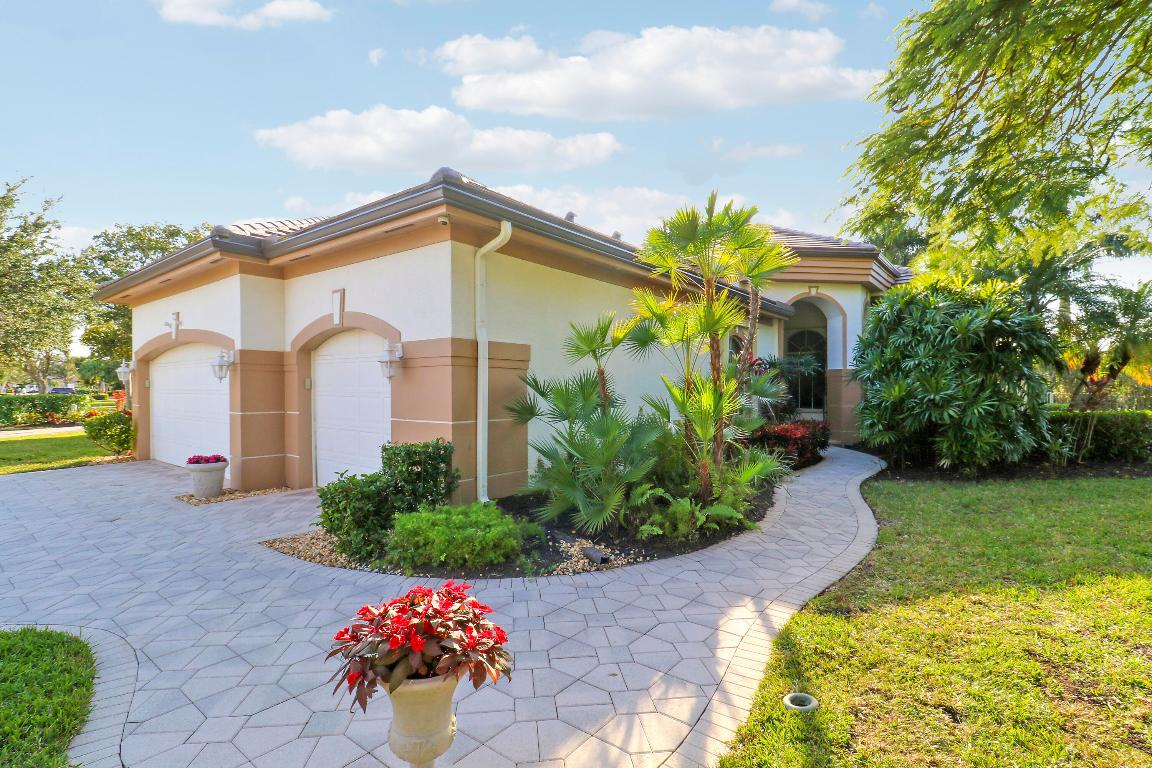 8216 Cypress Point Road, West Palm Beach