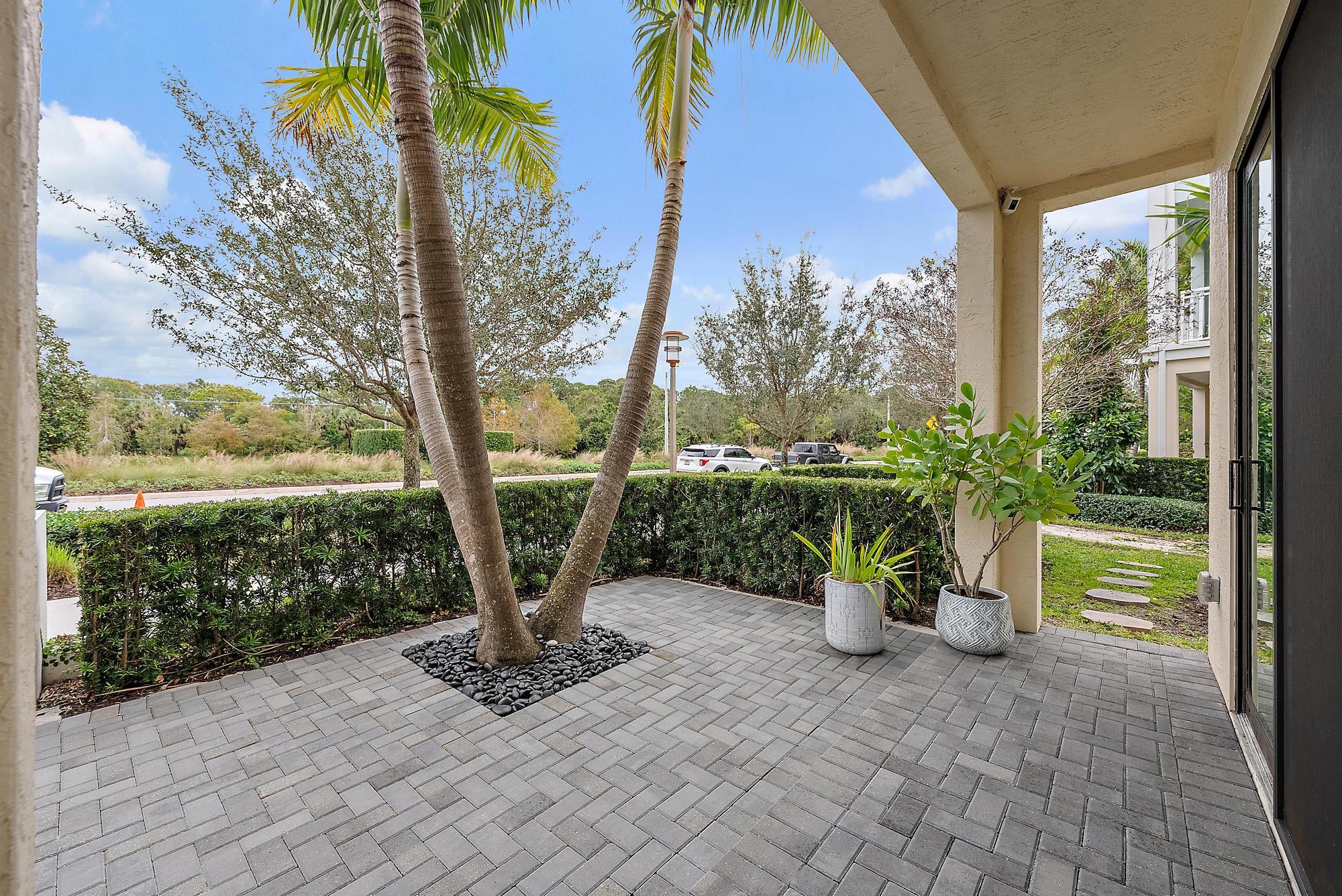 12893 Alton Road