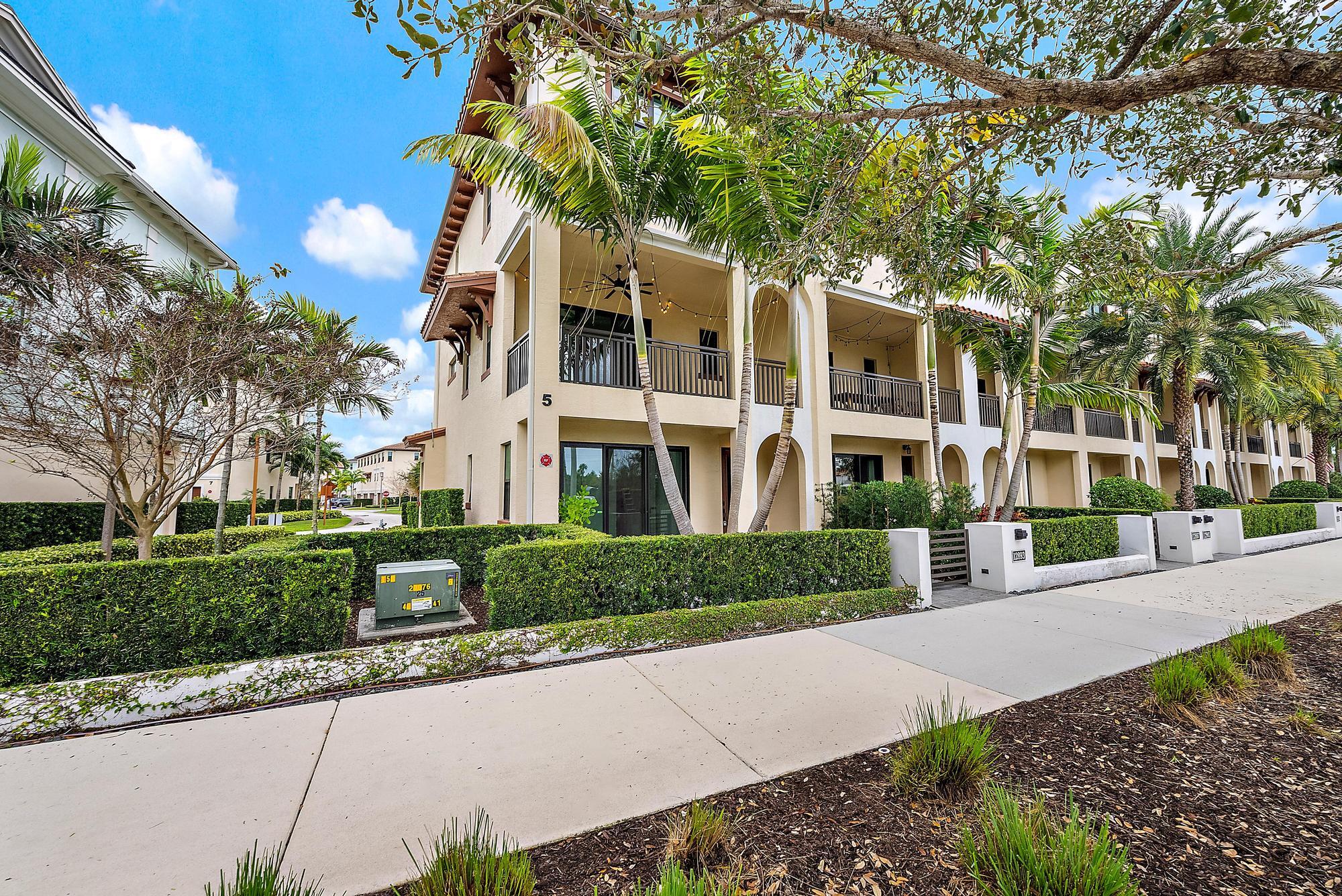 12893 Alton Road