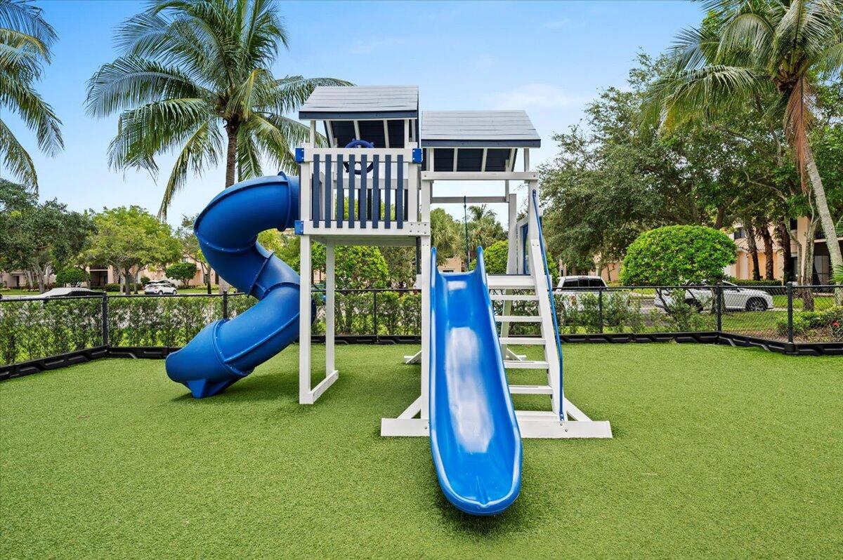 2804 Sarento Place 303