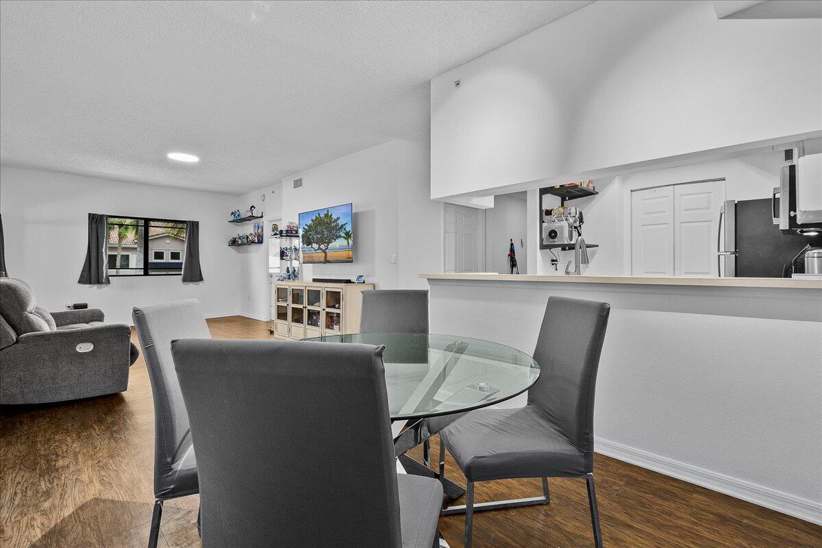 2804 Sarento Place 303