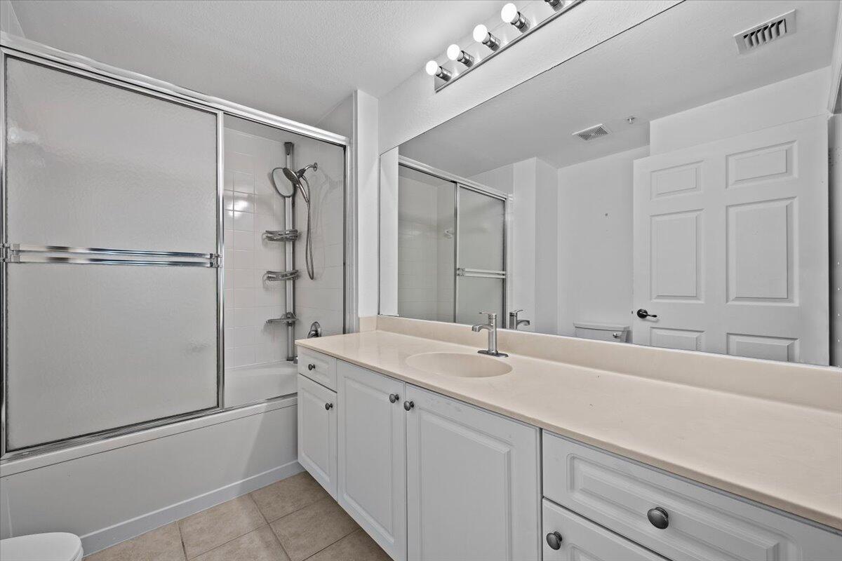 2804 Sarento Place 303