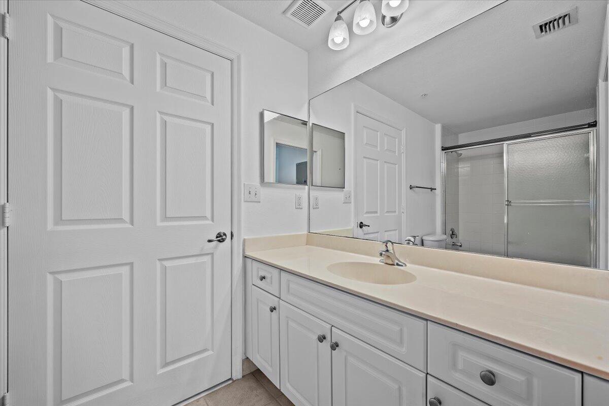 2804 Sarento Place 303