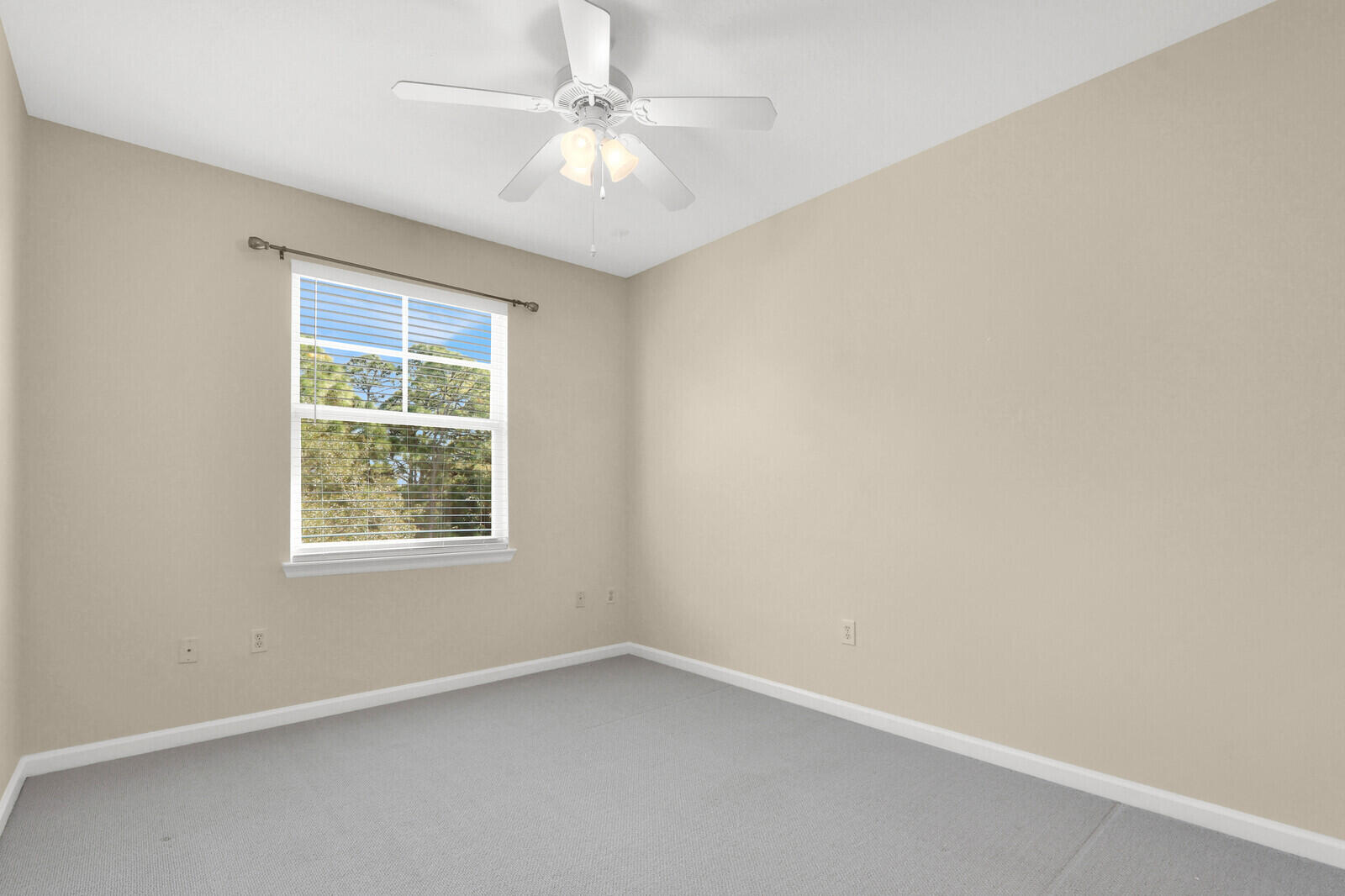 255 Murcia Drive 202