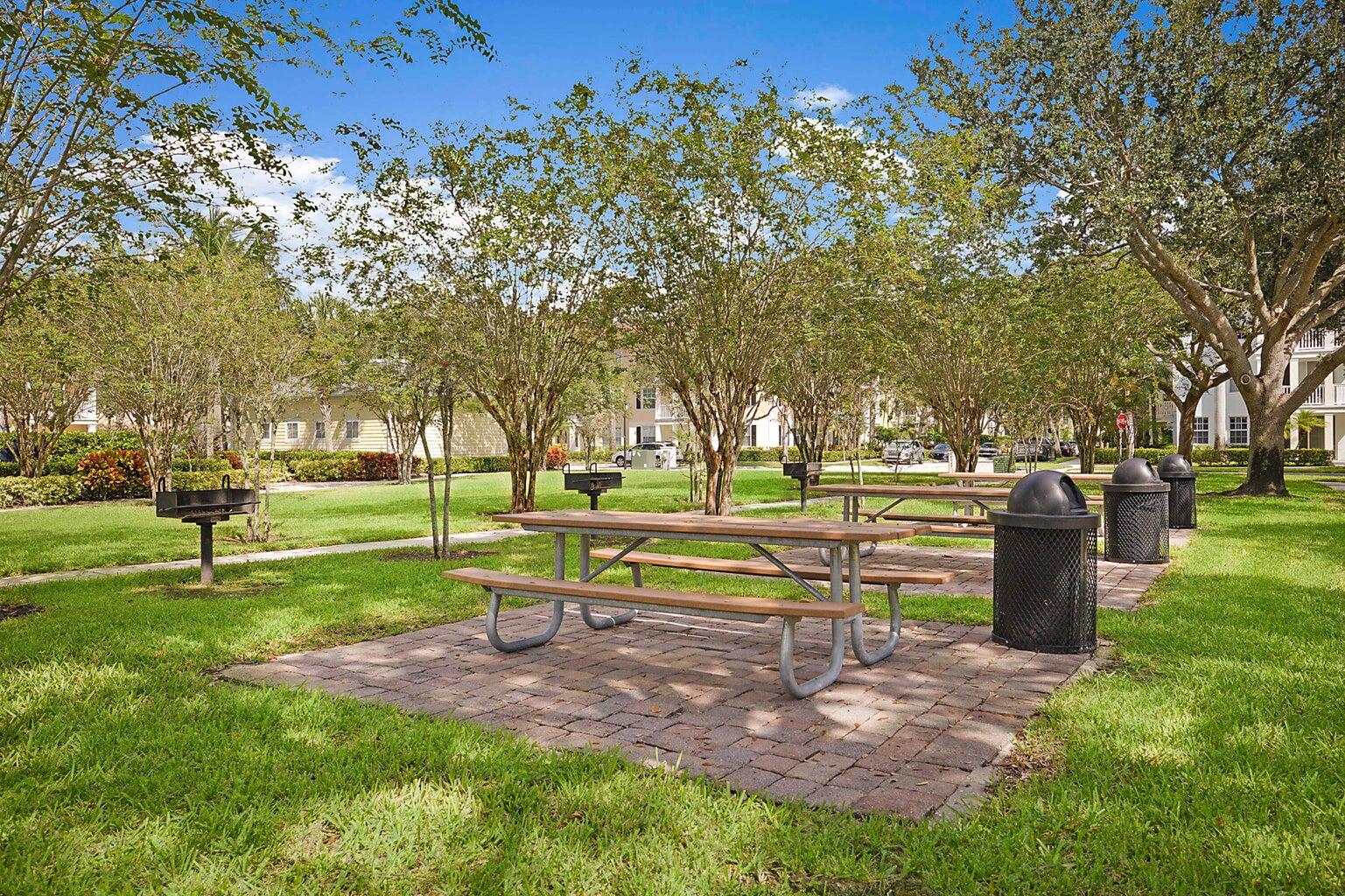 255 Murcia Drive 202