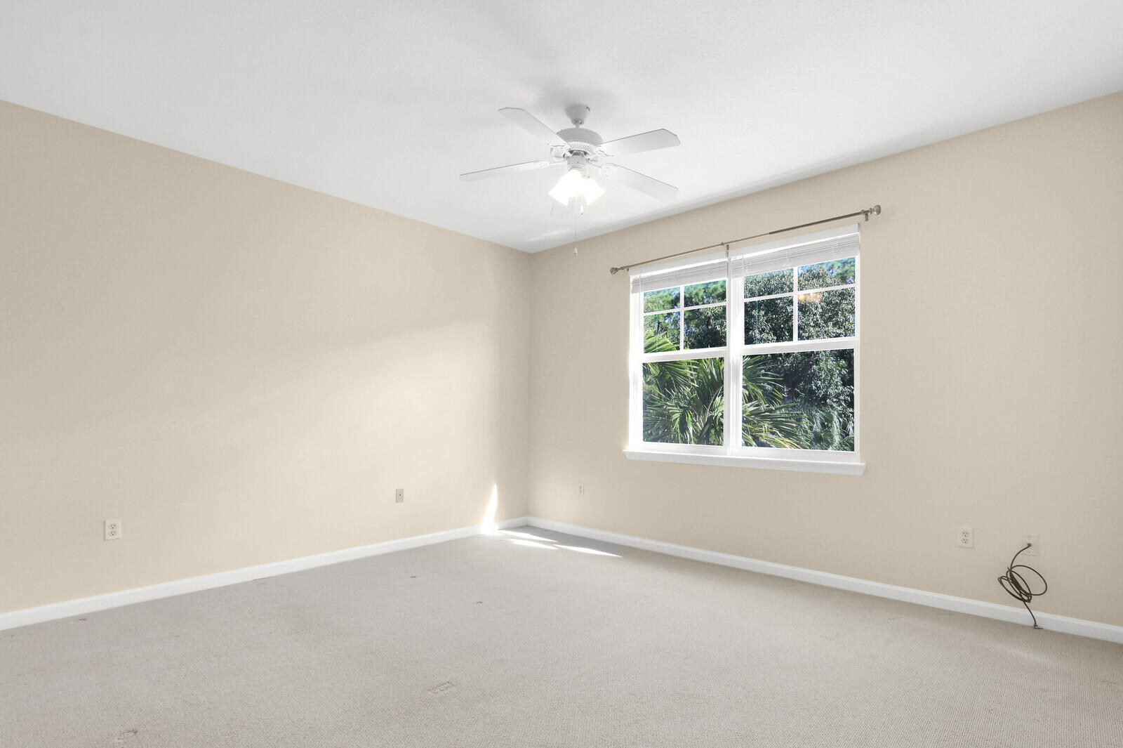 255 Murcia Drive 202