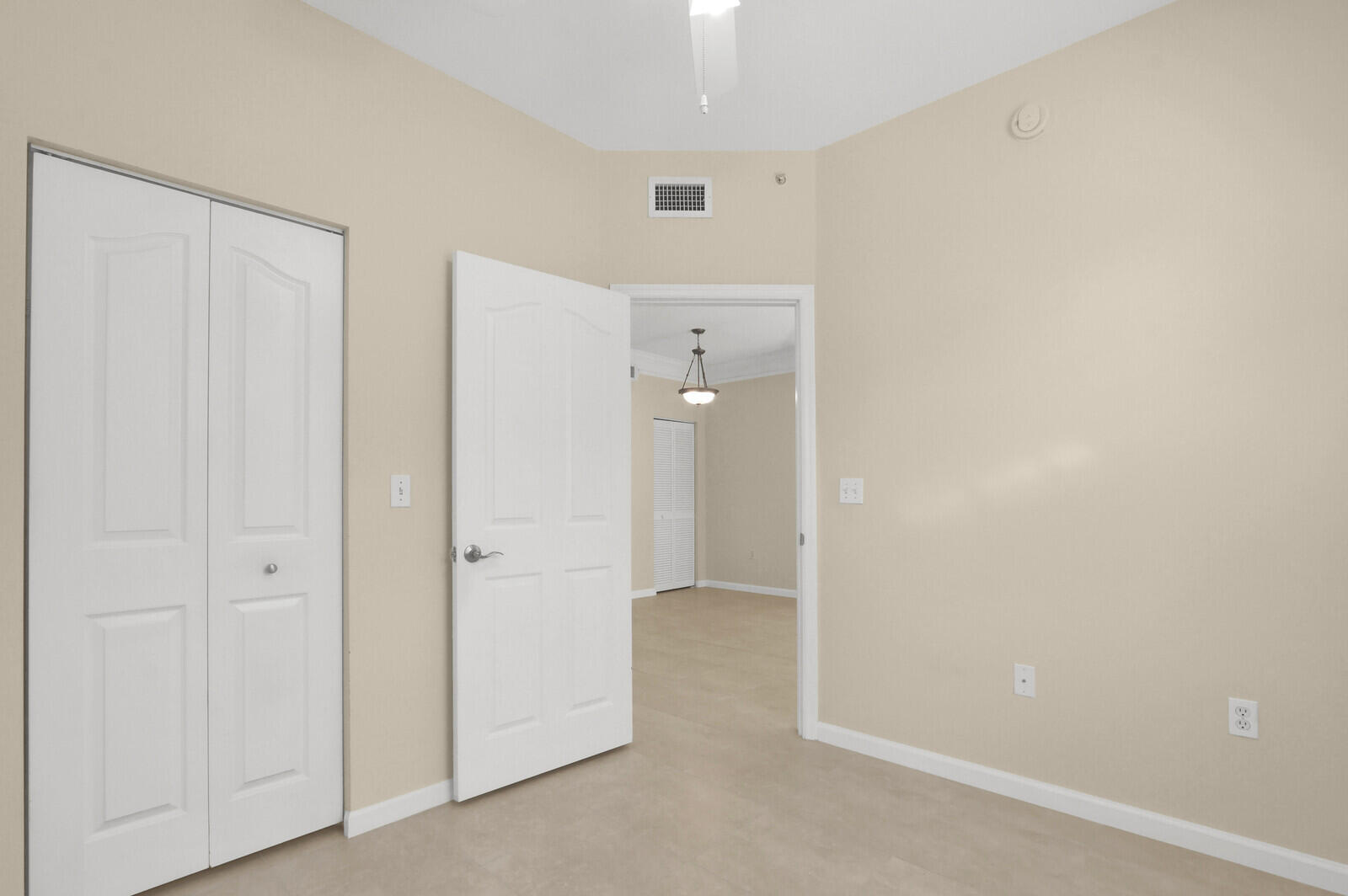 255 Murcia Drive 202