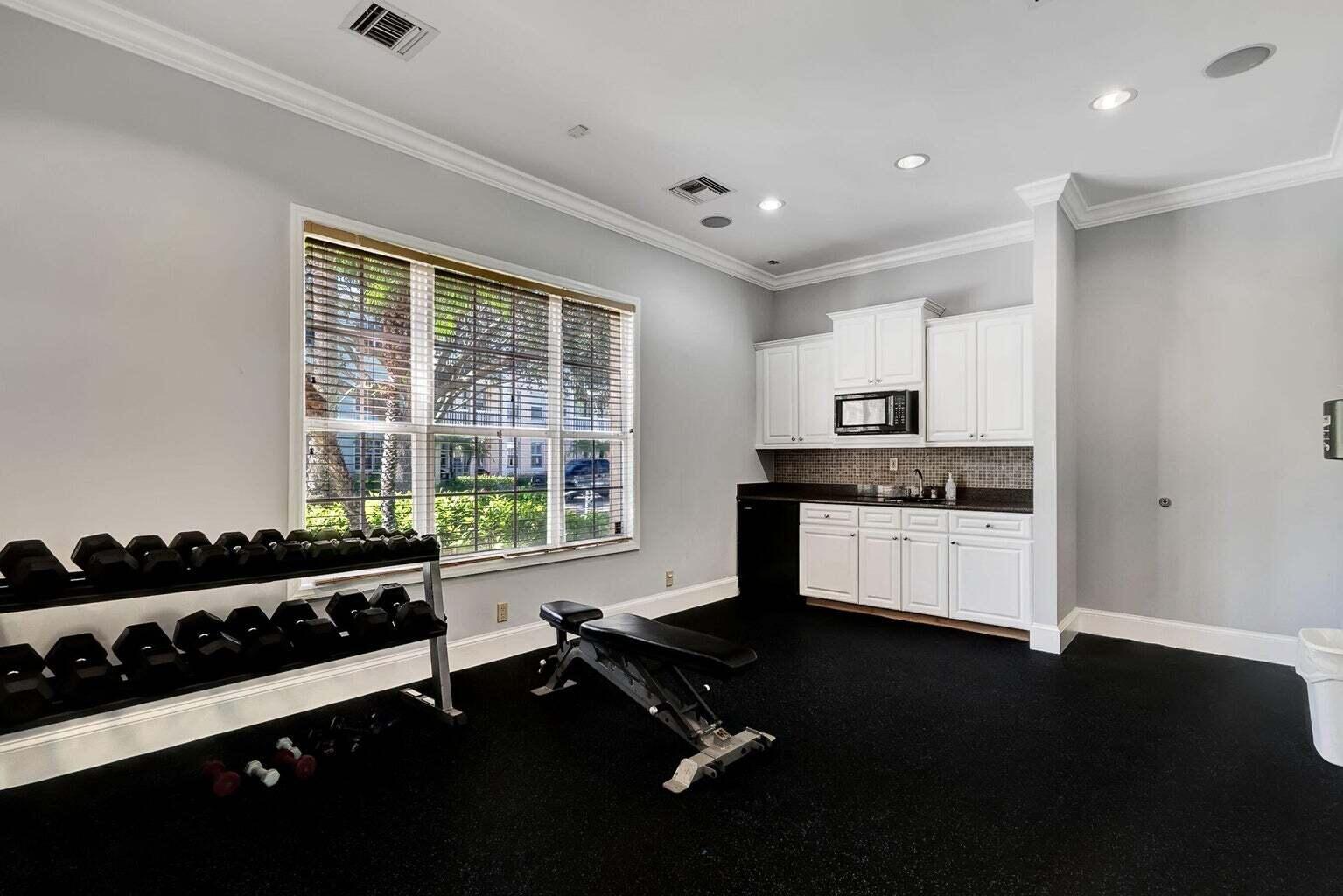 255 Murcia Drive 202
