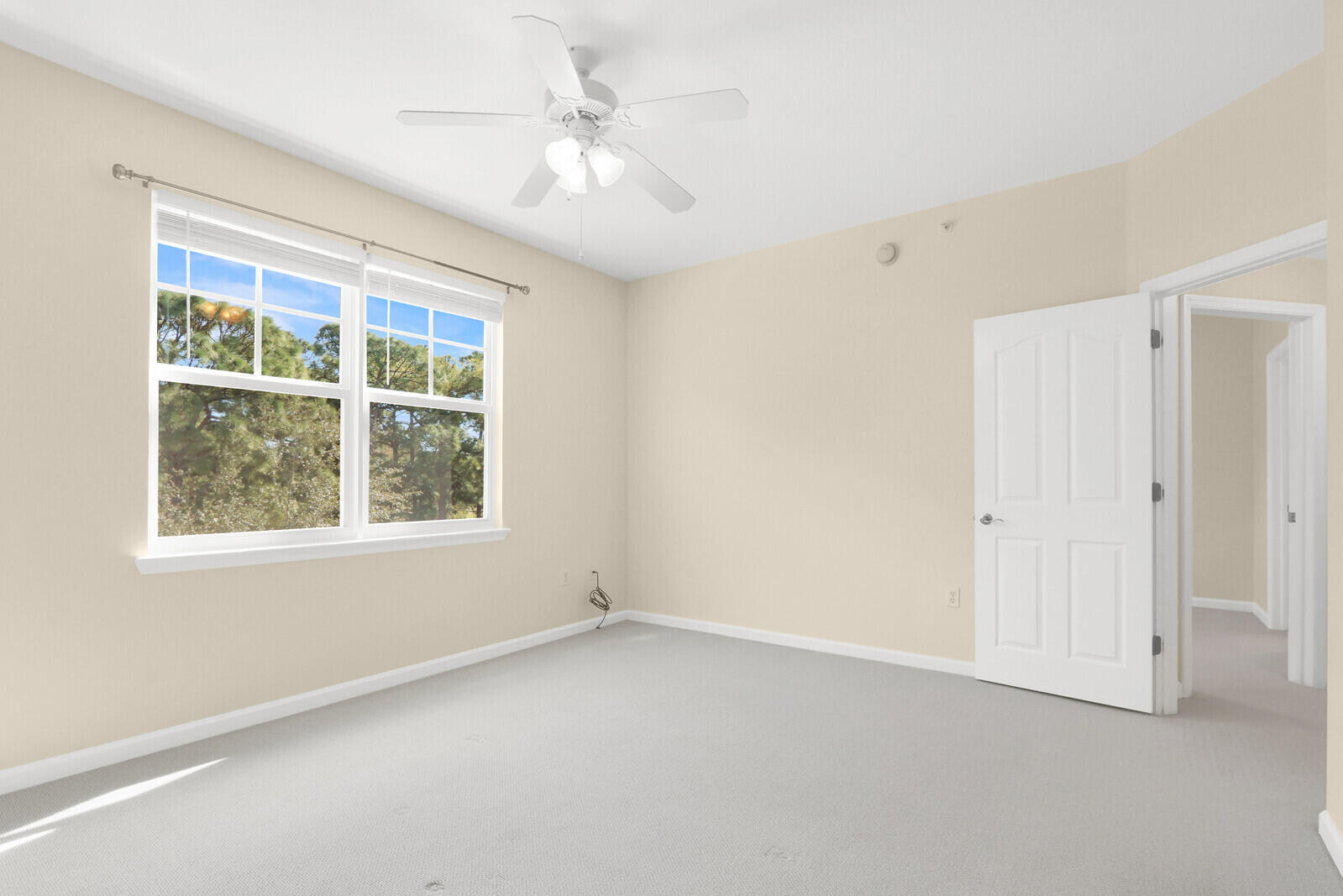 255 Murcia Drive 202