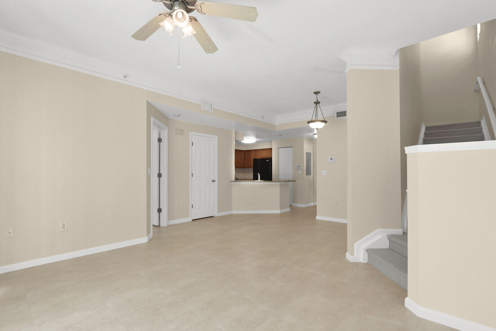 255 Murcia Drive 202