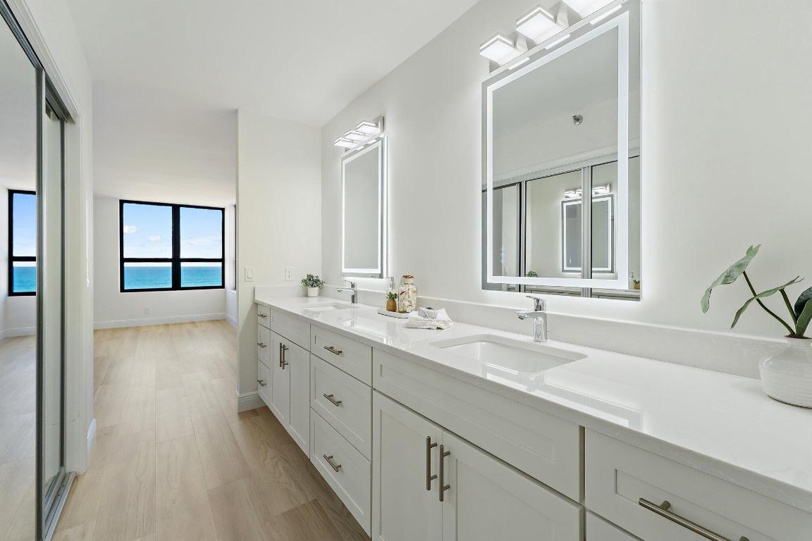 19670 Beach Road C513