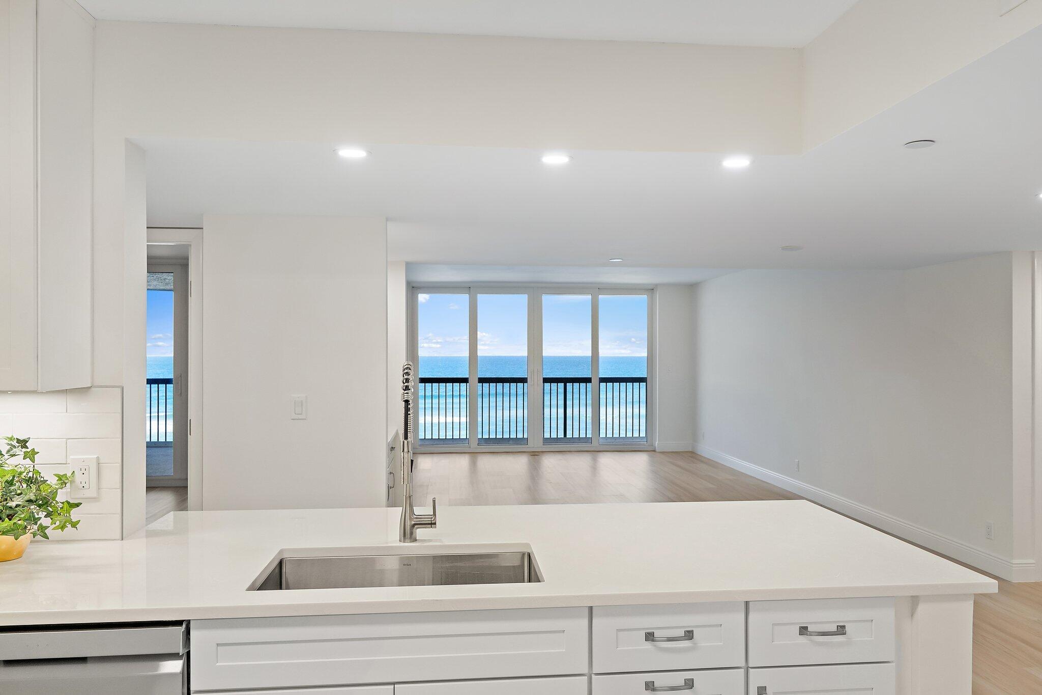 19670 Beach Road C513