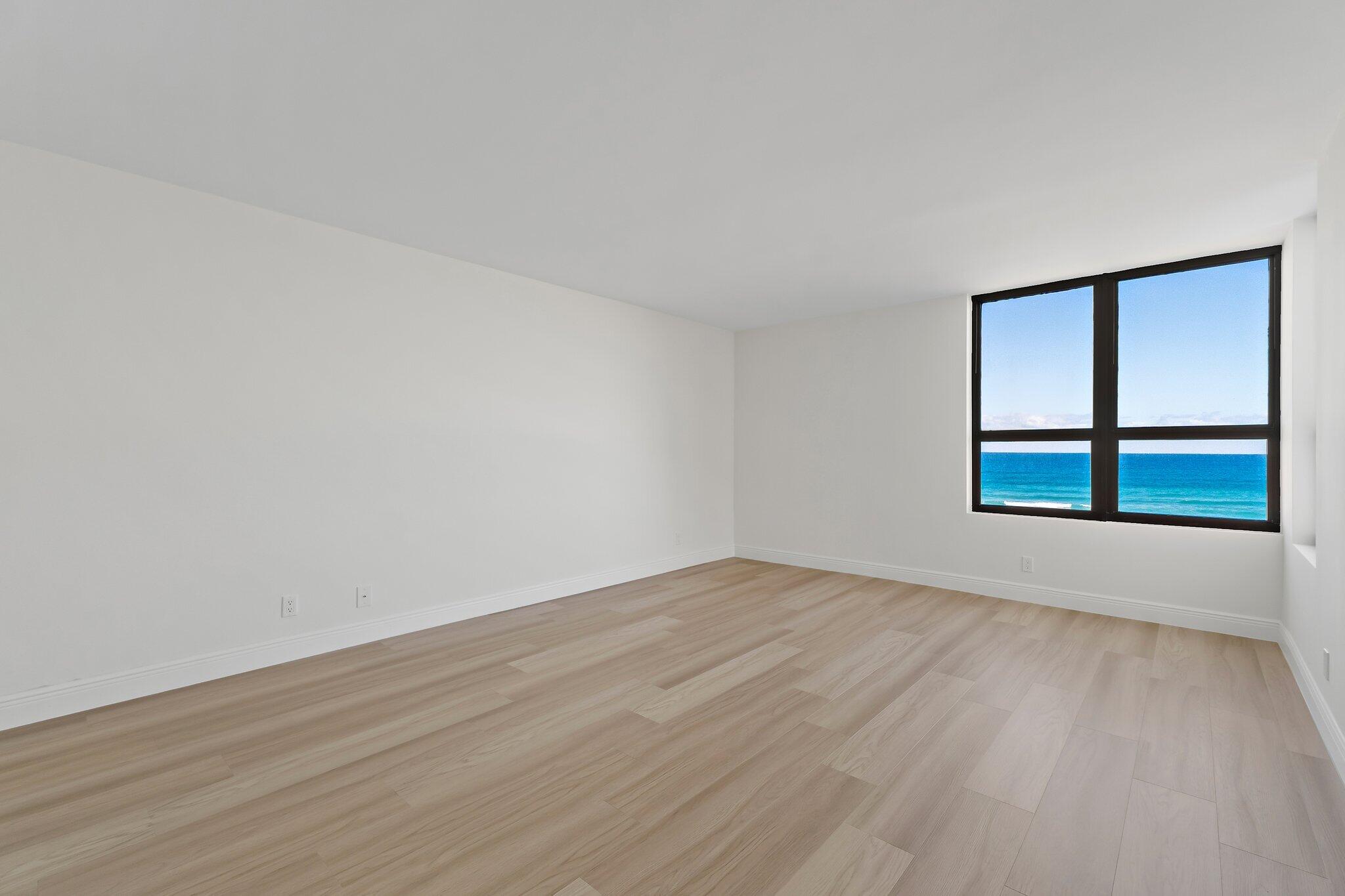 19670 Beach Road C513