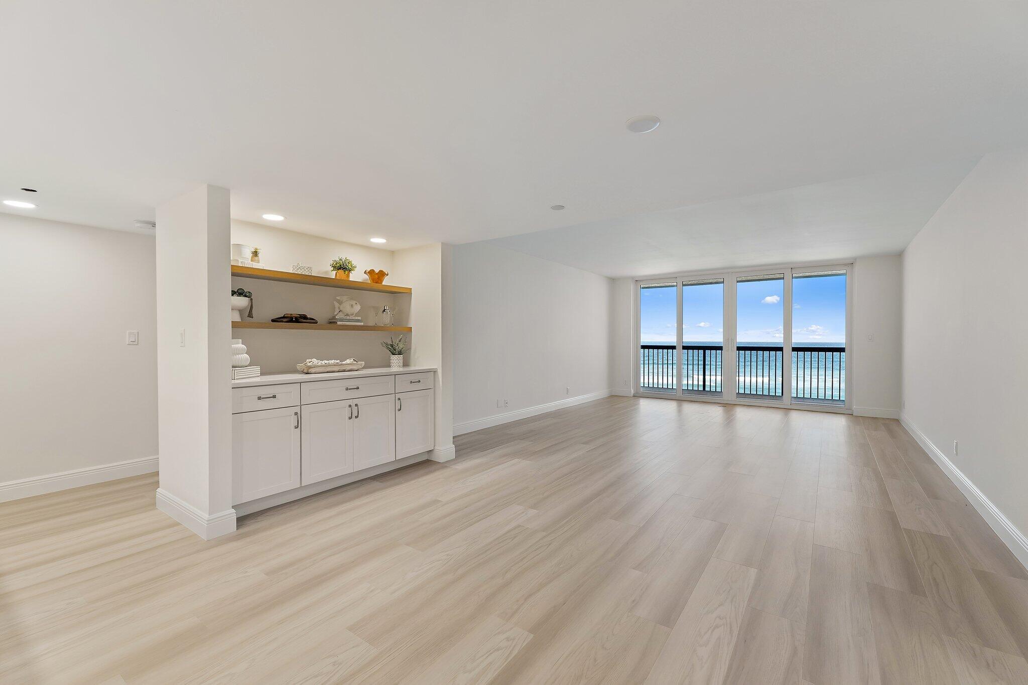 19670 Beach Road C513