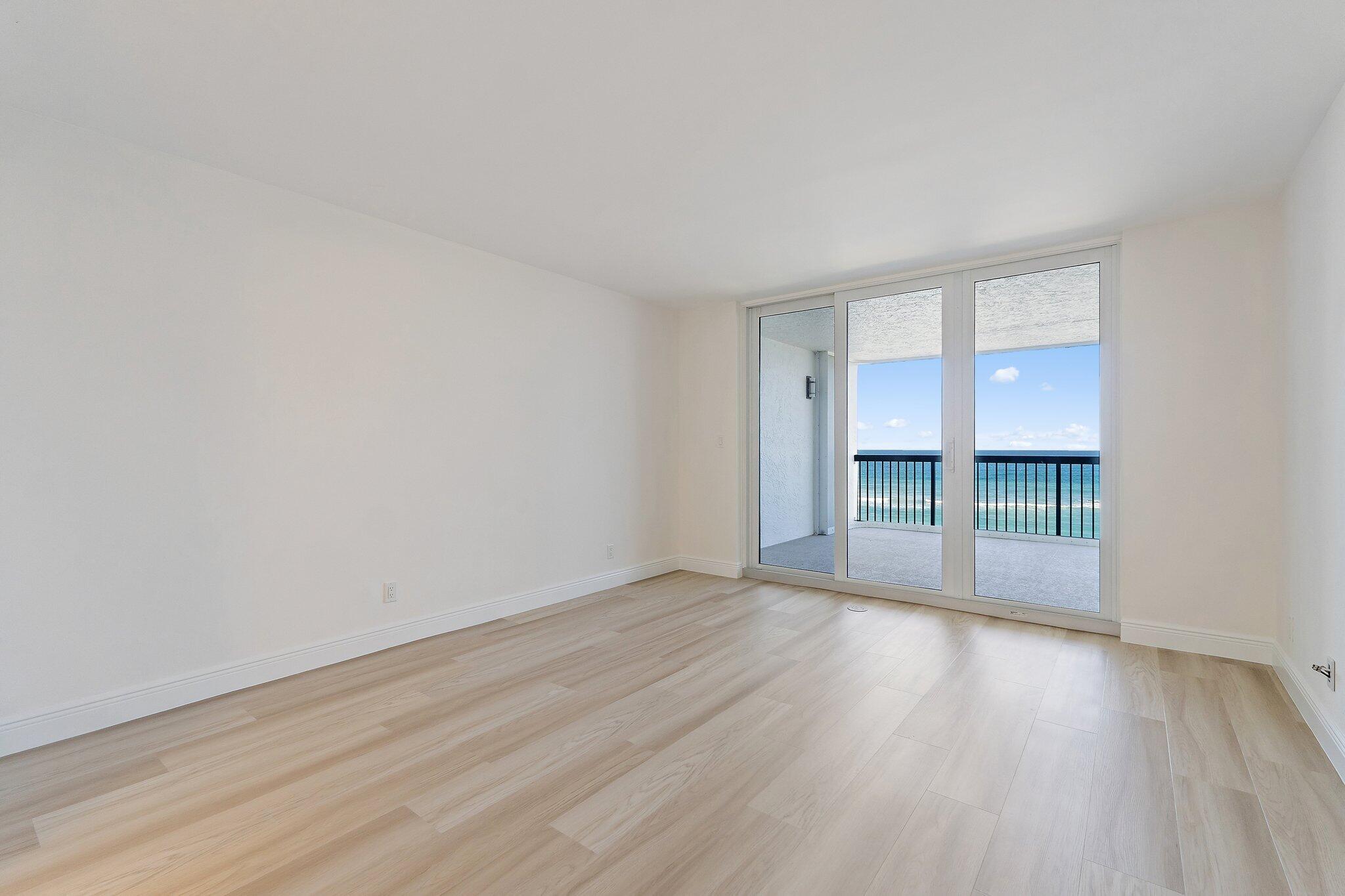 19670 Beach Road C513