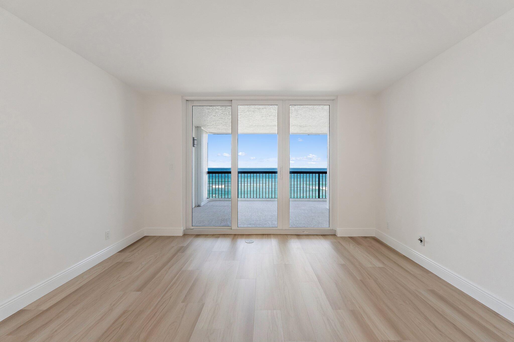 19670 Beach Road C513