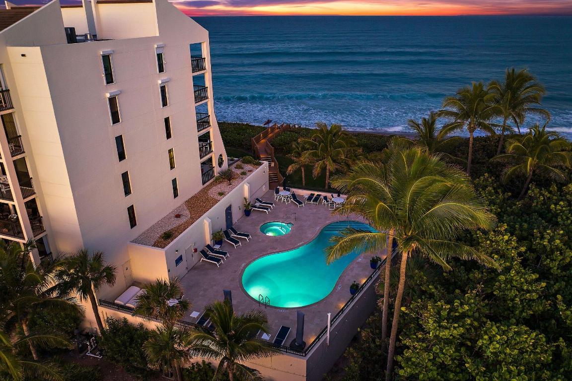 19670 Beach Road C513