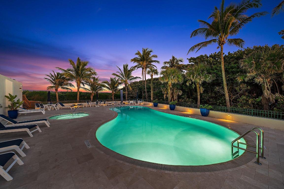 19670 Beach Road C513