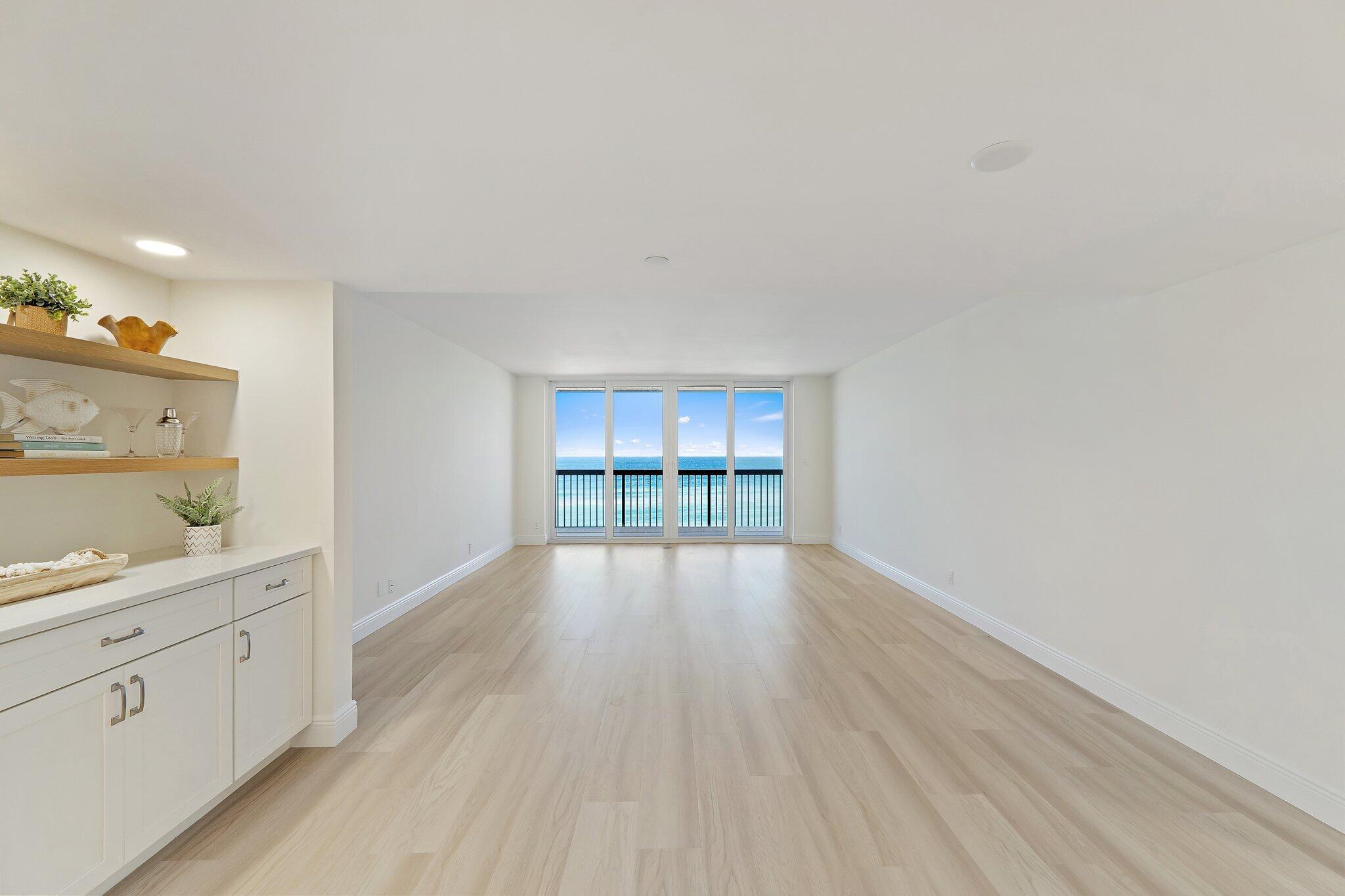 19670 Beach Road C513