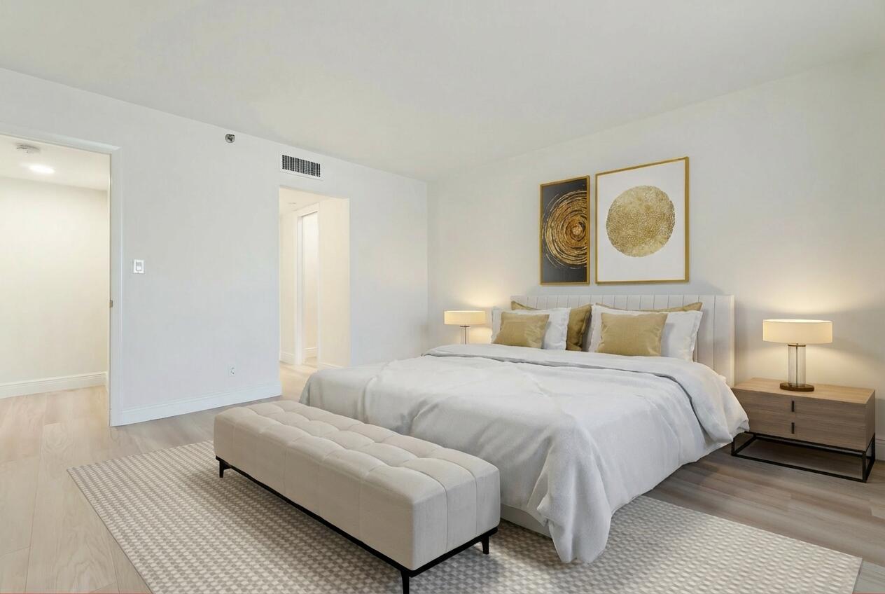 19670 Beach Road C513