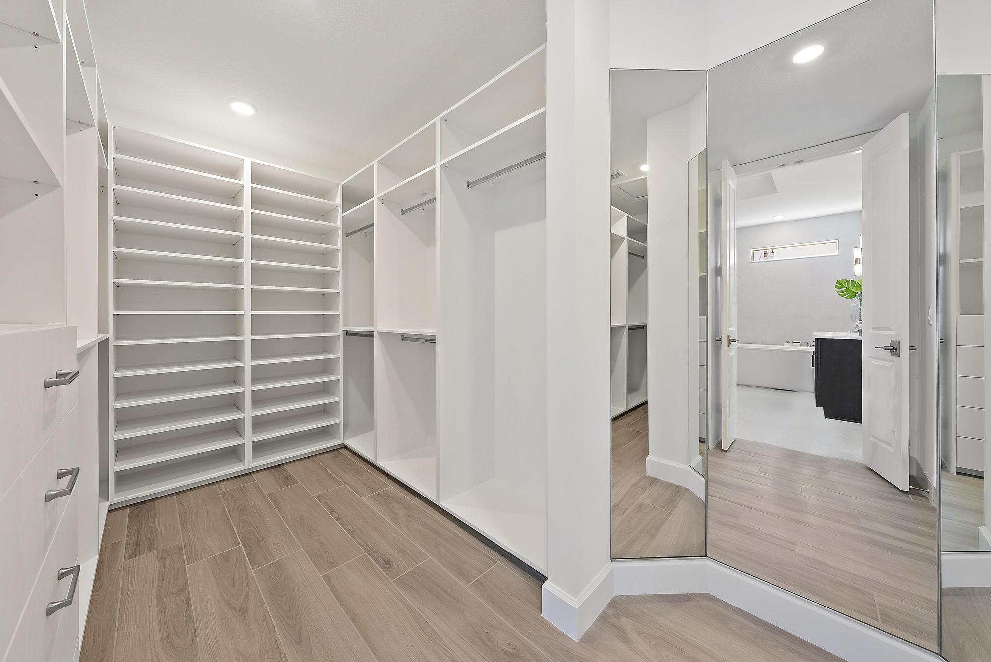 20037 SE Bridgewater Drive