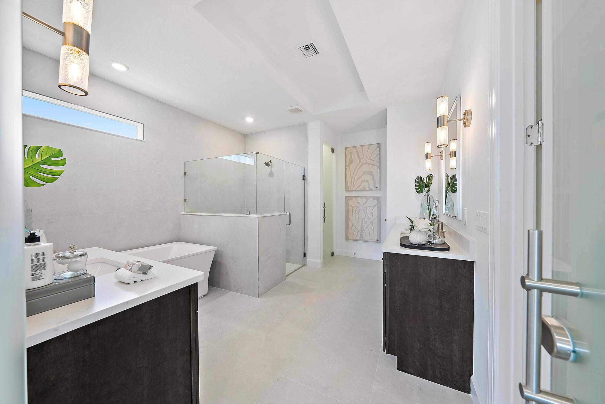 20037 SE Bridgewater Drive