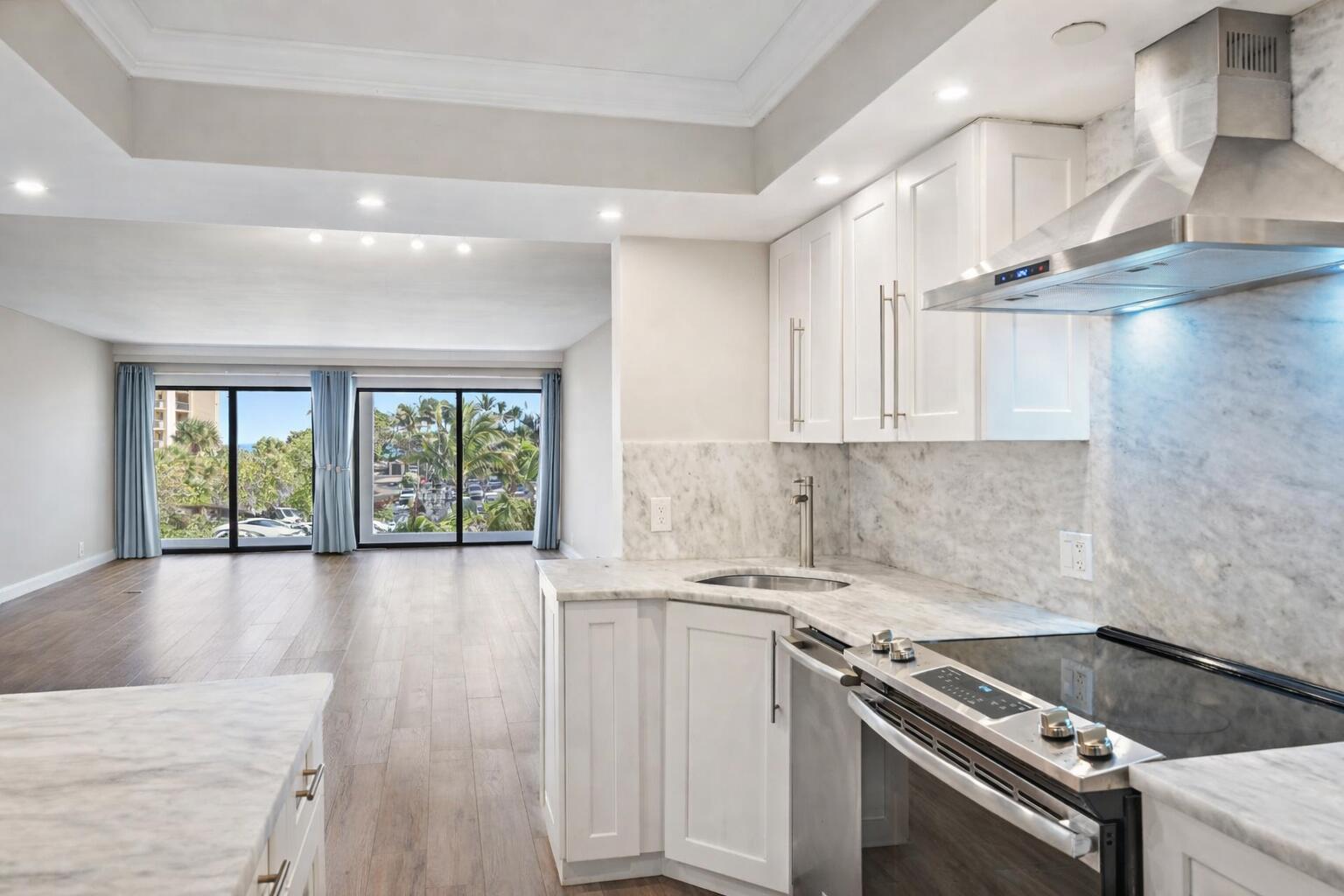 500 Ocean Trail Way