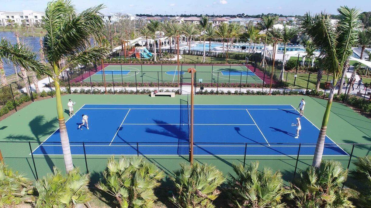 12544 Gross Pointe Drive