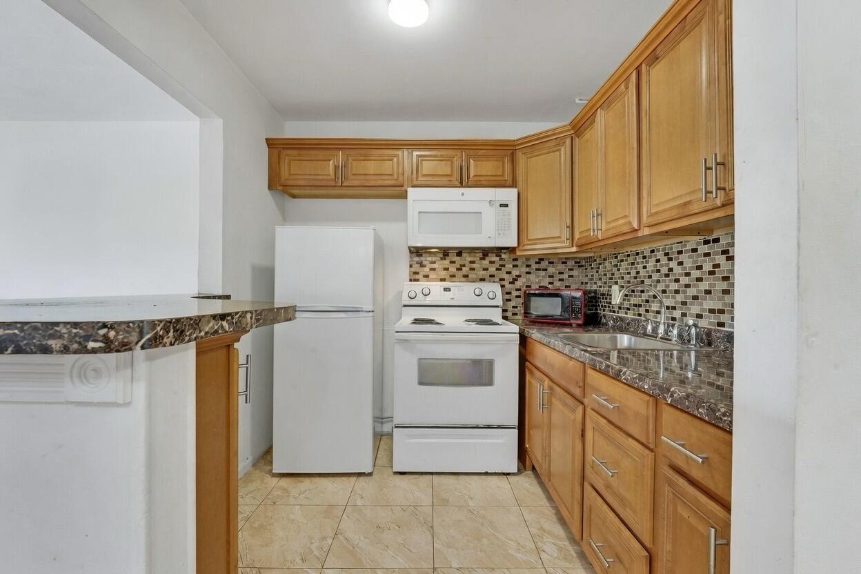 120 Windsor F F