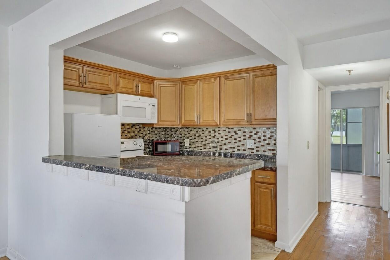 120 Windsor F F