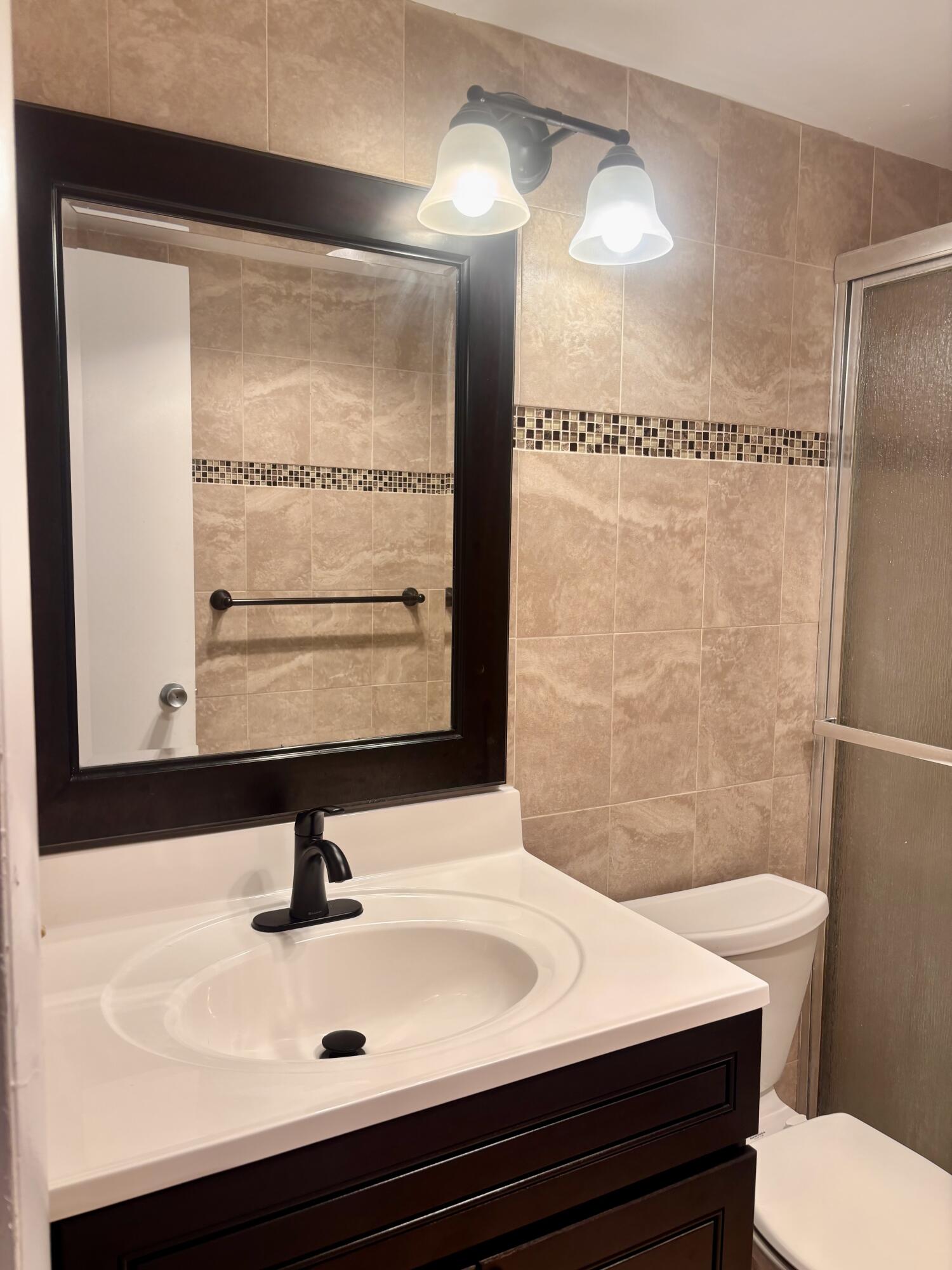 120 Windsor F F